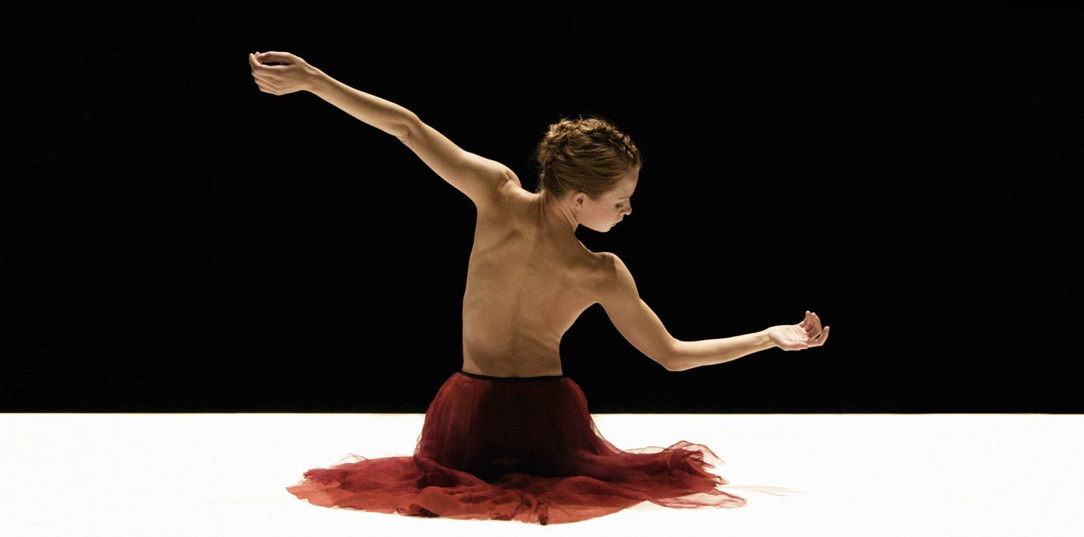 Stina Maartensson of Danish Dance Theater performing Silent Steps. Choreography by Tim Rushton. Photo by Henrik Stenberg. 2006 Festival performance.