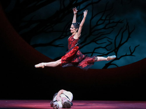 Texas Ballet Theater (Fort Worth, USA) performing Carmen