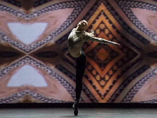 Norwegian National Ballet performing Player