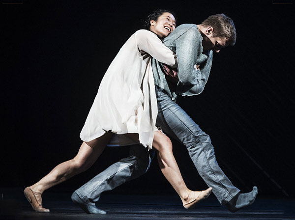 Members of Royal Swedish Ballet (Stockholm) in Julia & Romeo.  Choreography by Mats Ek. Photo credit: Royal Swedish Ballet.